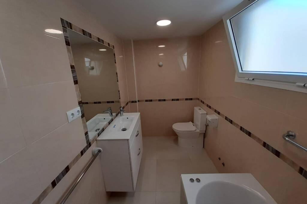 Modern Huge Appartement, Just 100 M From The Beach Santa Pola Esterno foto