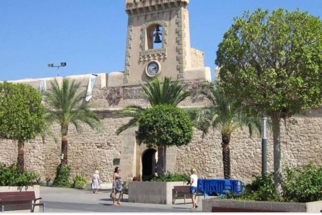 Modern Huge Appartement, Just 100 M From The Beach Santa Pola Esterno foto